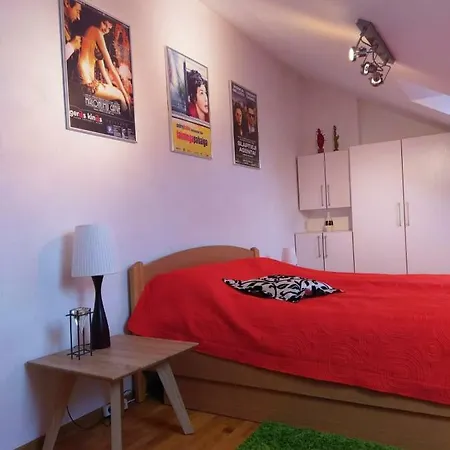 Beutiful, Bright And Cozy Studio *