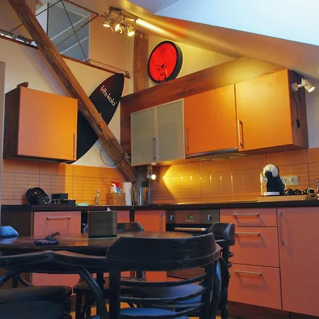Beutiful, Bright And Cozy Studio